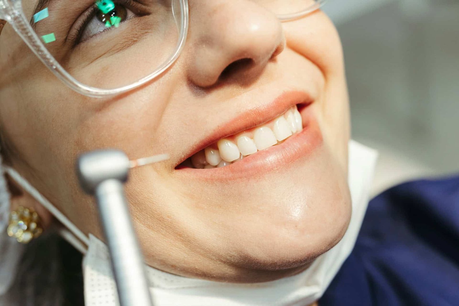 Dentist
